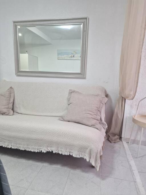 Studio Flat 150M Away From Beach Torrevieja Exterior photo