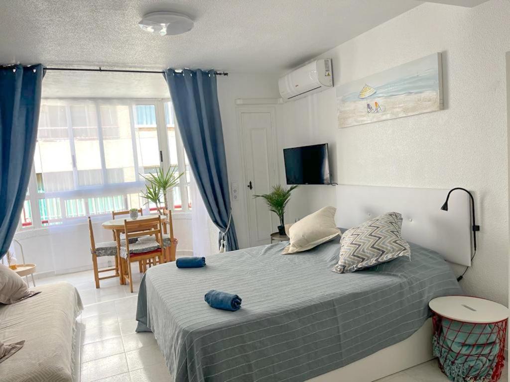 Studio Flat 150M Away From Beach Torrevieja Exterior photo