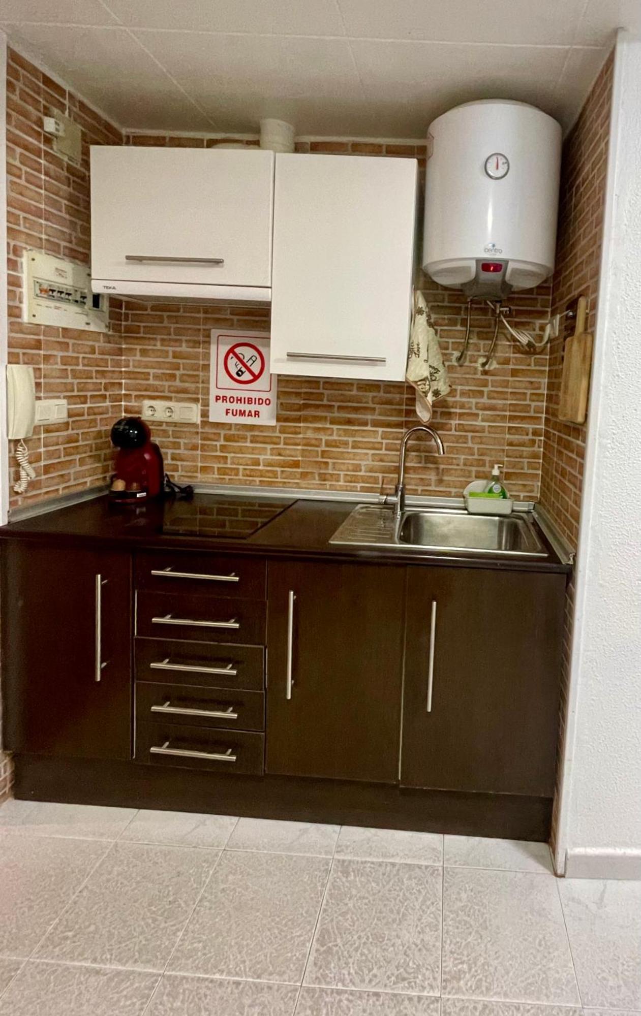 Studio Flat 150M Away From Beach Torrevieja Exterior photo